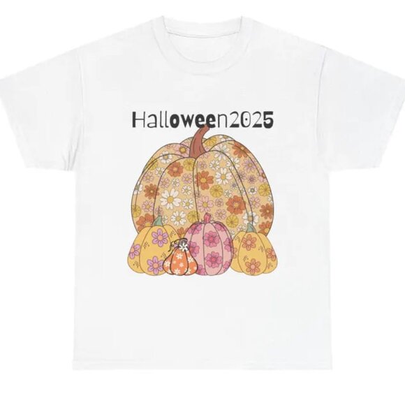Halloween 2025 Pumpkin Unisex T-Shirt, Fall Apparel, Seasonal Fashion, Halloween - Picture 1 of 4